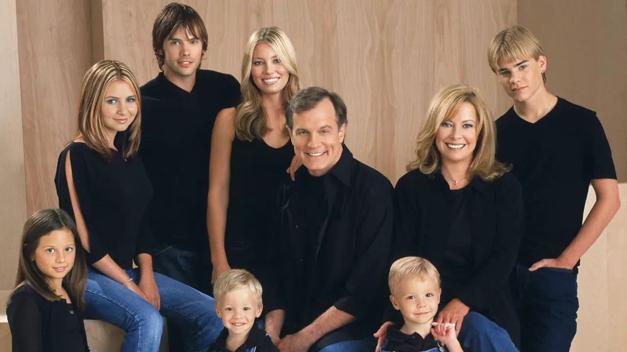 7th Heaven Axed From UP TV Following Stephen Collins' Child Molestation